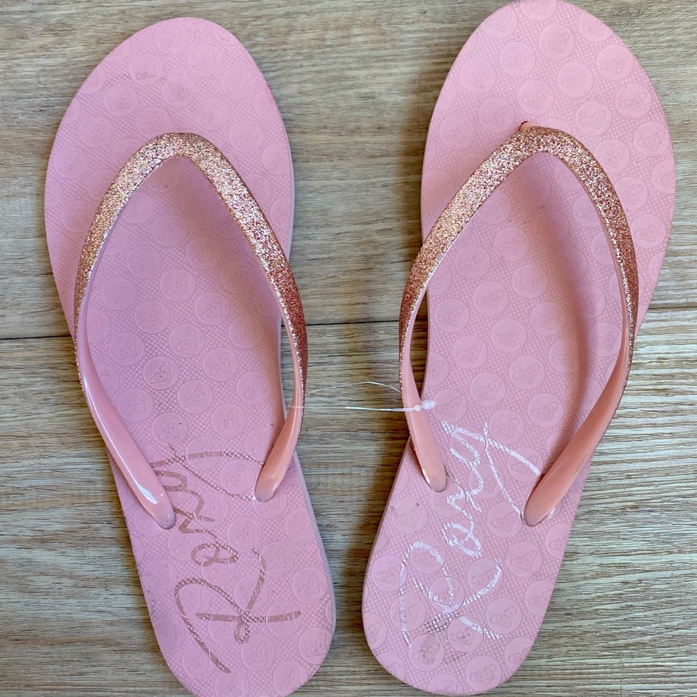 Size 9, Pink, Roxy Flip Flops